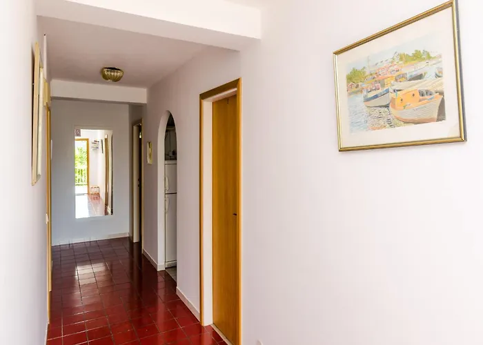 Apartment Bind - Basic Double With Patio And Garden View R3 *