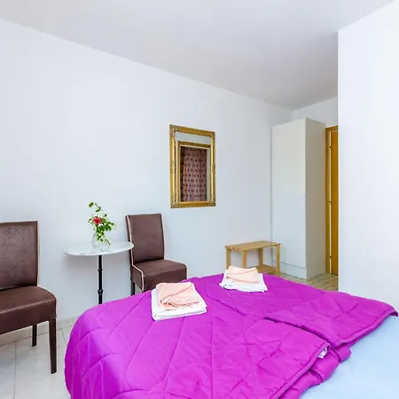 Bind - Basic Double With Patio And Garden View R3 Appartement